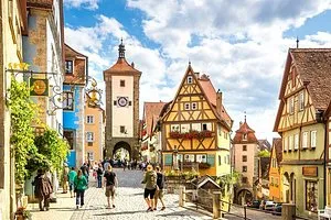 Romantic Road, Rothenburg, and Harburg Day Tour from Munich