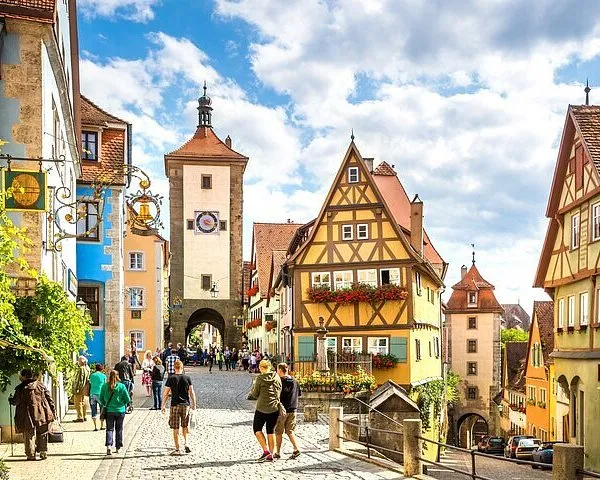 Romantic Road, Rothenburg, and Harburg Day Tour from Munich